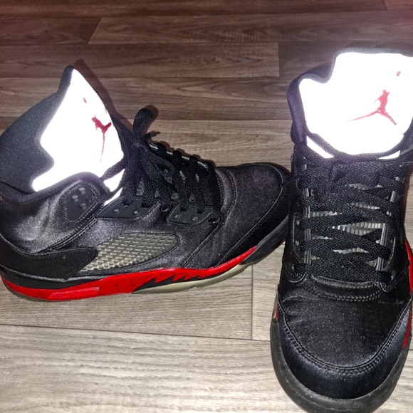 Retro 5 Satin Bred - Picture 1 of 2